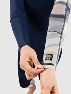 Picture Equation W 4/3 Fz Wetsuit -Catch The Wave Surfing EquationW43FzWetsuit 2